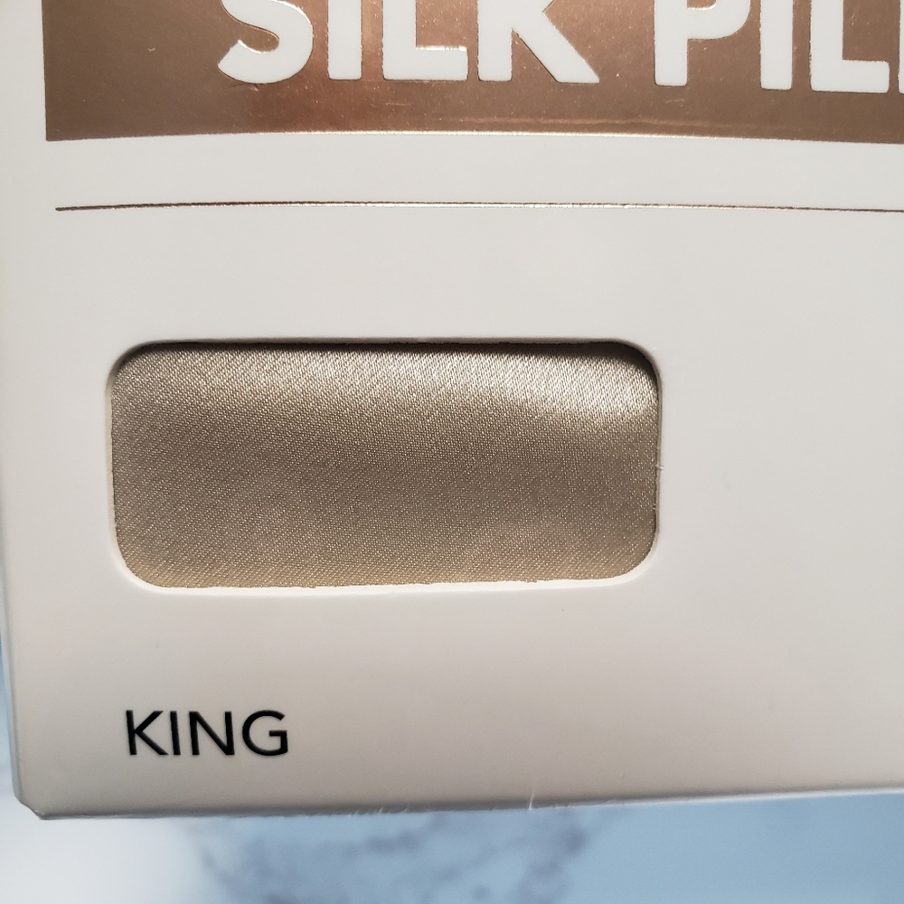 Night 100% Mulberry Silk pillowcase for frizz-free hair Breathable silk.LAST ONE - Picture 4 of 7